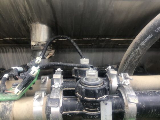 2022 John Deere 412R - Image 7