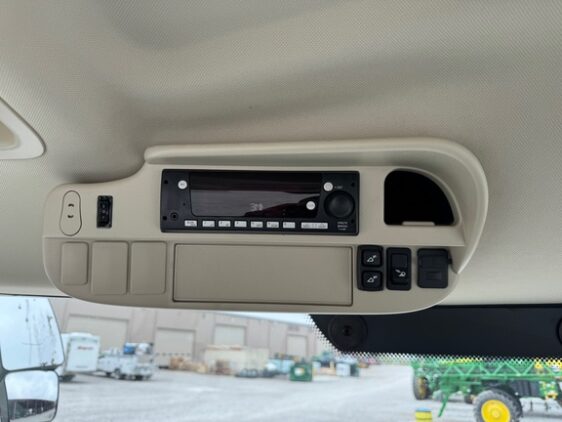 2023 John Deere 6R 140 - Image 18