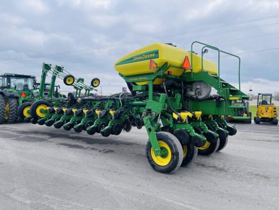 2008 John Deere 1770NT CCS - Image 3