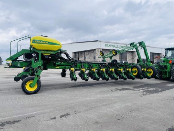 2008 John Deere 1770NT CCS - Image 6