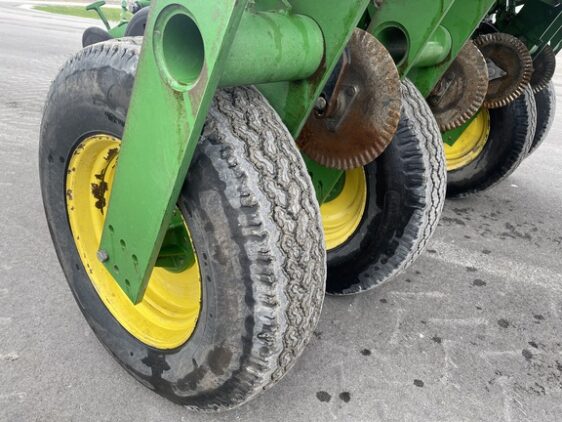 2008 John Deere 1770NT CCS - Image 22