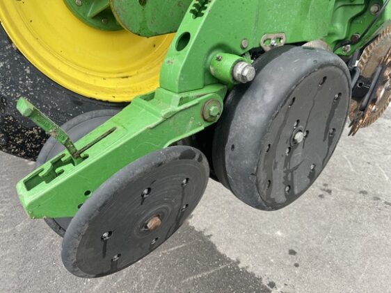 2008 John Deere 1770NT CCS - Image 11