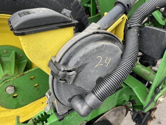 2008 John Deere 1770NT CCS - Image 12