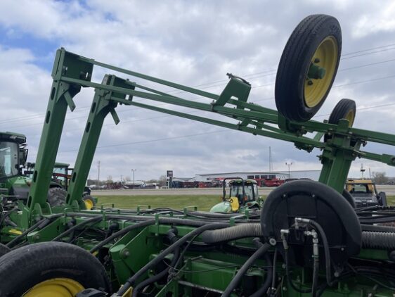 2008 John Deere 1770NT CCS - Image 28