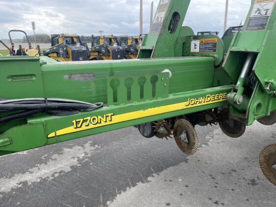 2008 John Deere 1770NT CCS - Image 30