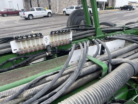 2008 John Deere 1770NT CCS - Image 33