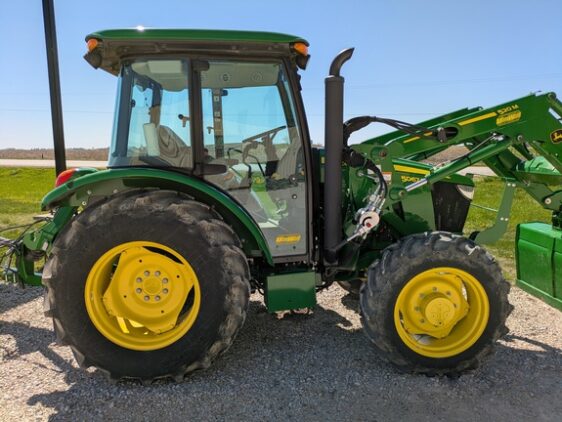2023 John Deere 5067E - Image 5