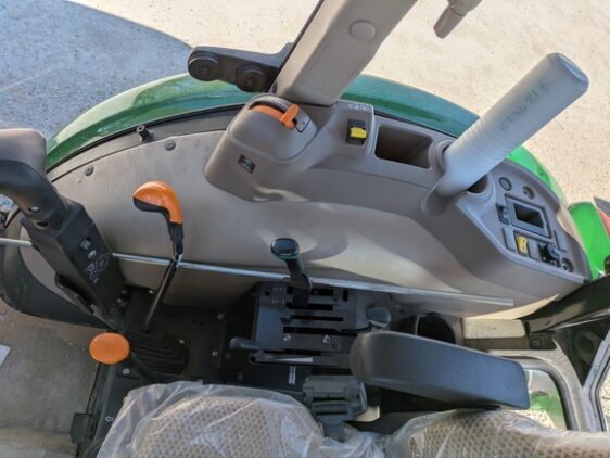 2023 John Deere 5067E - Image 16