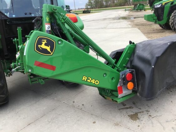 2022 John Deere R240 - Image 8