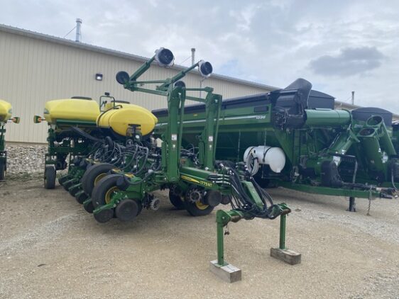 2011 John Deere 1770NT CCS