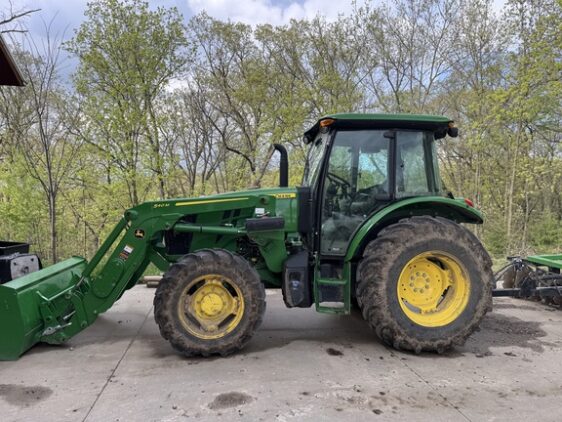 2022 John Deere 5100E - Image 29