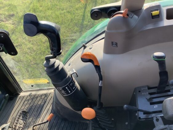 2022 John Deere 5055E - Image 11