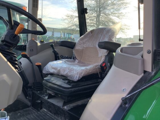 2023 John Deere 5067E - Image 8