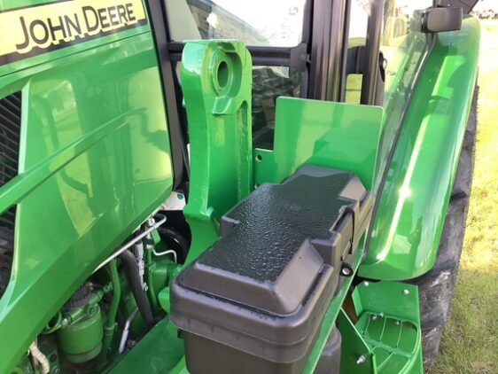 2022 John Deere 5055E - Image 17