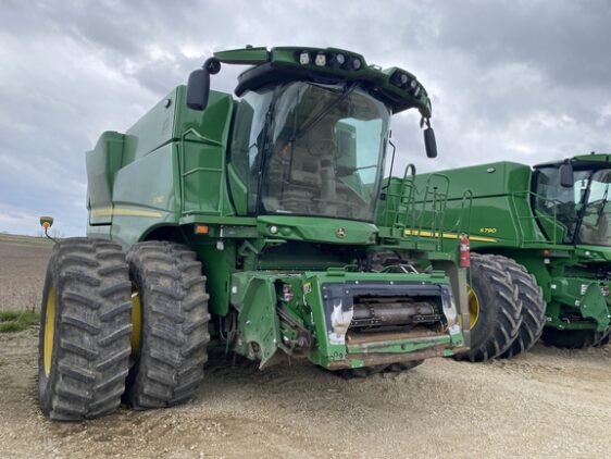 2022 John Deere S780