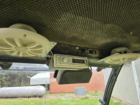2011 John Deere XUV 825I GREEN - Image 14