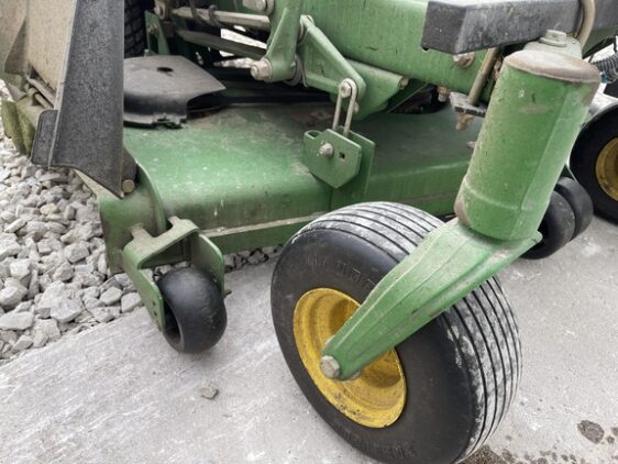 2014 John Deere Z930M EFI - Image 6