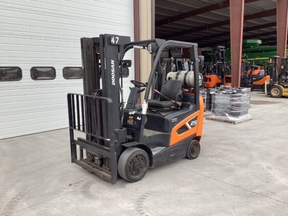2019 Doosan GC25S-9 - Image 2