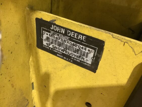 2007 John Deere 2320 - Image 11