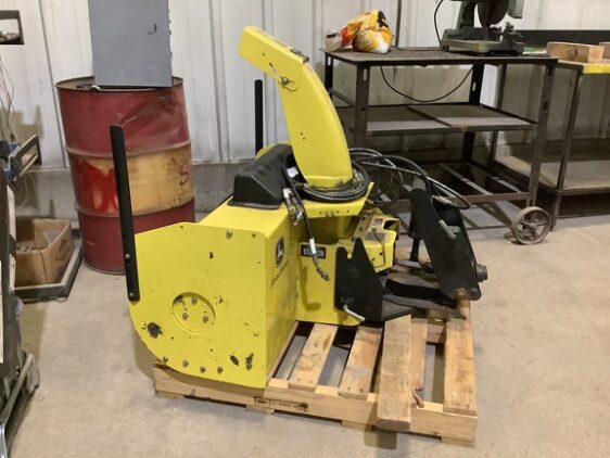 2007 John Deere 2320 - Image 14