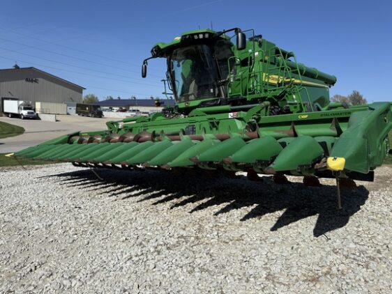 2023 John Deere C18F
