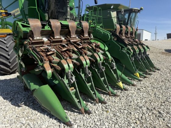 2023 John Deere C18F - Image 29
