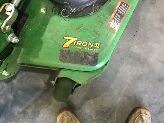 2016 John Deere Z915B - Image 8