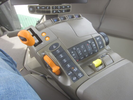 2024 John Deere 8R 410 - Image 5