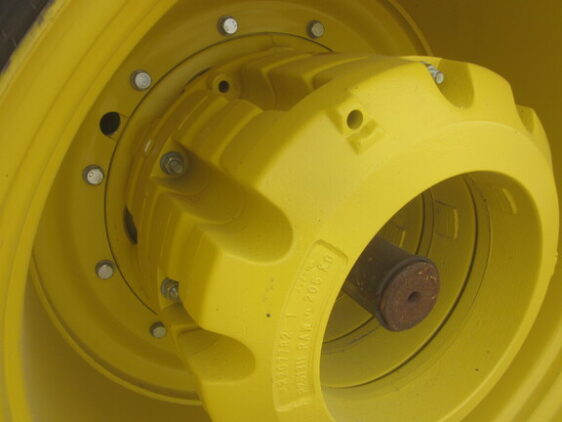2024 John Deere 8R 410 - Image 6