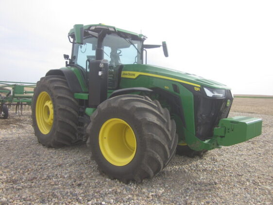 2024 John Deere 8R 410 - Image 2