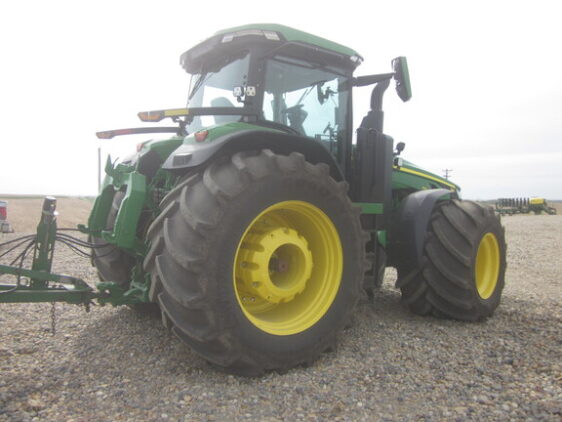 2024 John Deere 8R 410 - Image 4