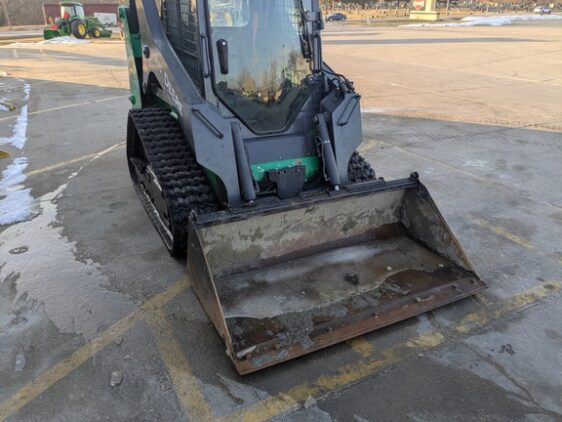 2018 John Deere 317G - Image 4