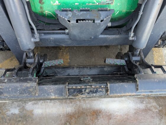2018 John Deere 317G - Image 16