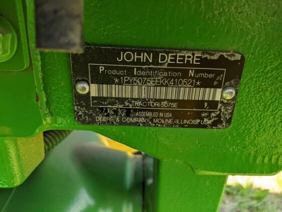 2019 John Deere 5075E - Image 10