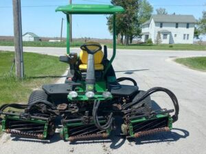 2008 John Deere 7700