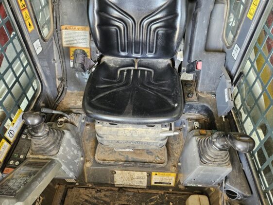 2014 Takeuchi TL12 - Image 26
