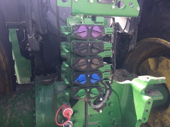2019 John Deere 9520R - Image 8