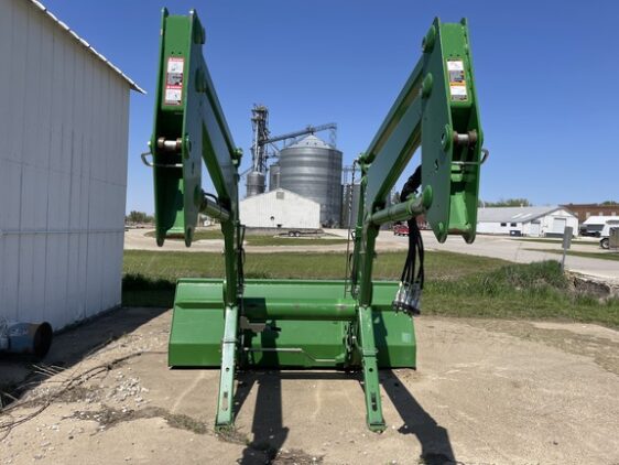 2018 John Deere H480 - Image 3