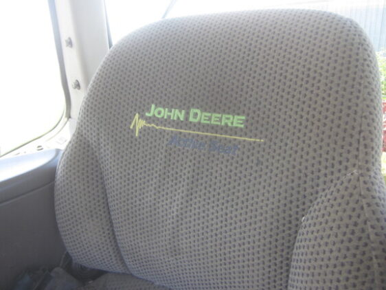 2012 John Deere 9560R - Image 24
