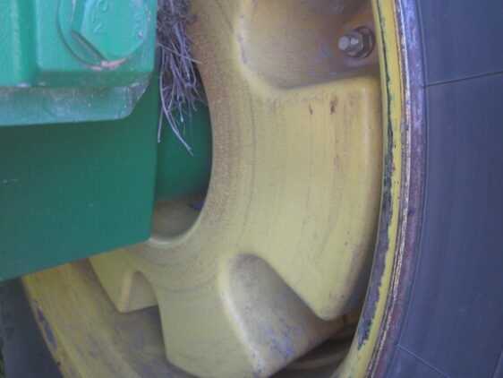 2012 John Deere 9560R - Image 16
