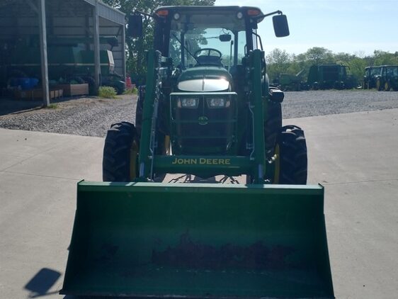 2013 John Deere 5085M - Image 3