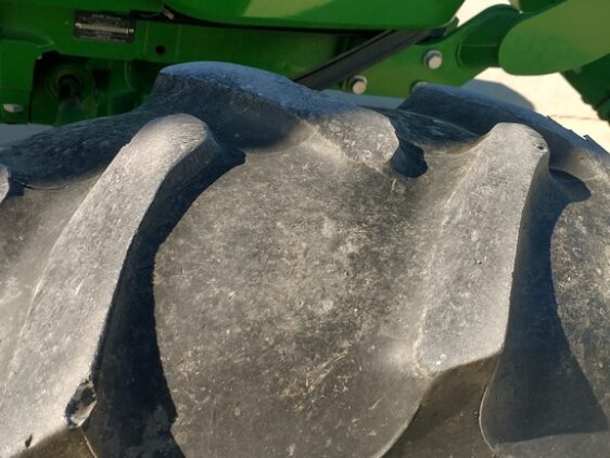 2013 John Deere 5085M - Image 10