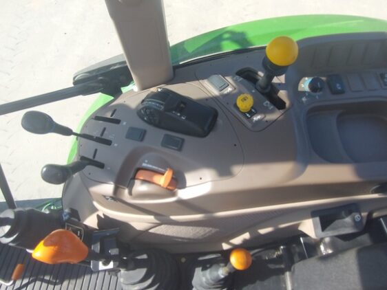 2013 John Deere 5085M - Image 18