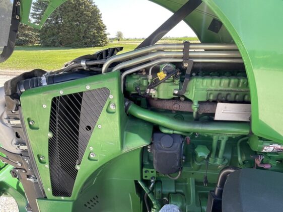 2010 John Deere 8295R - Image 34