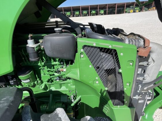 2010 John Deere 8295R - Image 31