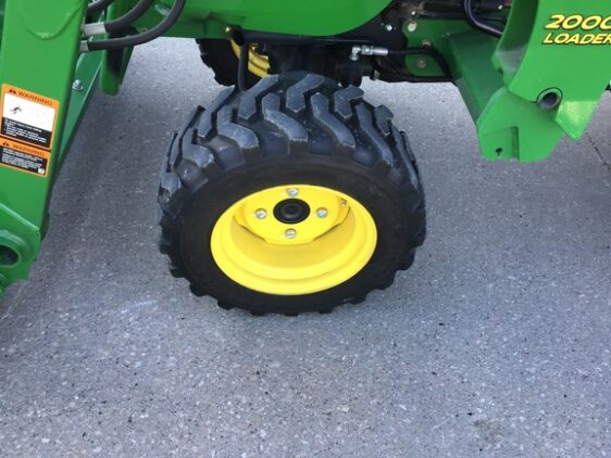2010 John Deere 2720 CUT - Image 25