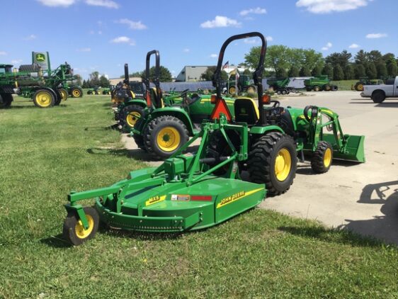 2010 John Deere 2720 CUT - Image 2