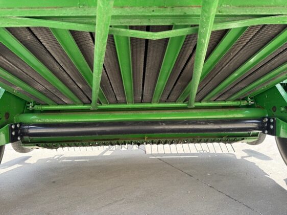 2023 John Deere 560M - Image 10
