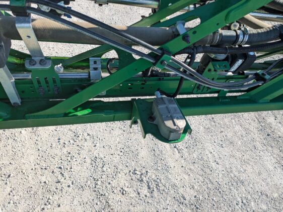2019 John Deere R4038 - Image 21