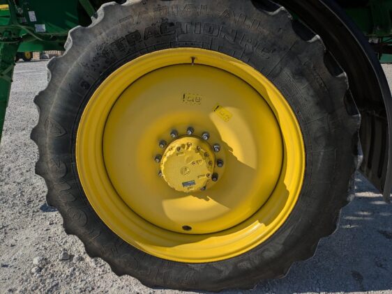 2019 John Deere R4038 - Image 30